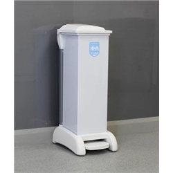 Small - 28 Litres - Black lid & base