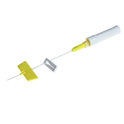 Saf-T-Intima Close with PRN adapter 24G x 0.75"  - Yellow - Box of 25