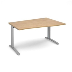 TR10 right hand wave desk 1400mm - silver frame, oak top