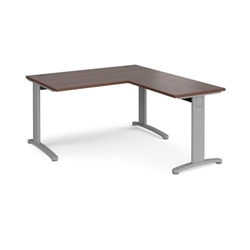 TR10 desk 1400mm x 800mm with 800mm return desk - silver frame, walnut top