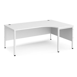 Maestro 25 right hand ergonomic desk 1800mm wide - white bench leg frame, white top