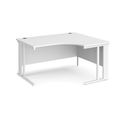 Maestro 25 right hand ergonomic desk 1400mm wide - white cable managed leg frame, white top