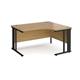 Maestro 25 right hand ergonomic desk 1400mm wide - black cable managed leg frame, oak top