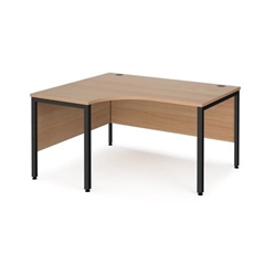 Maestro 25 left hand ergonomic desk 1400mm wide - black bench leg frame, beech top
