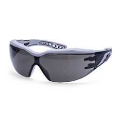 Portwest Dynamic Plus KN Safety Glasses. Size/Fit  /R, Smoke. Style PS20